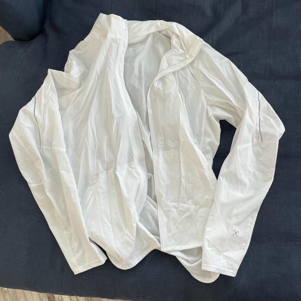 White windbreaker lulu lemon